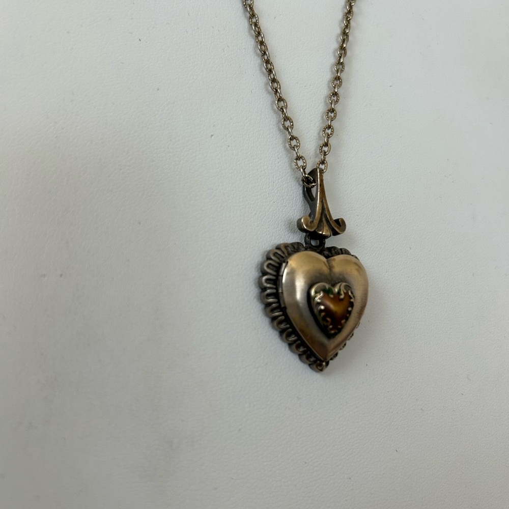 Antique Gold Vintage 3D Ornate Heart Locket  Filigree Boho Pendant Necklace RARE - Picture 4 of 10